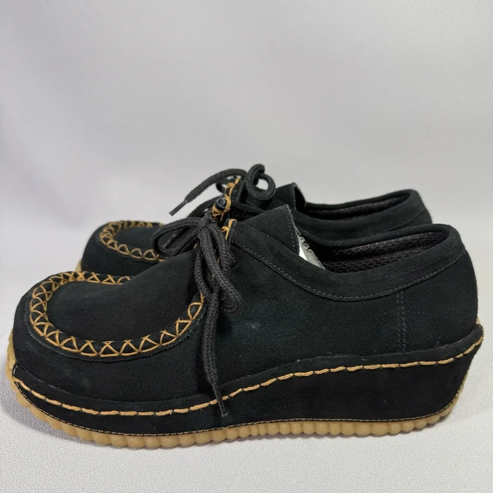 Soda Vintage Y2K Black Suede Platform Lace-Up Shoes